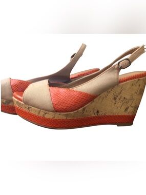 Coral & Tan Wedge Heel ~ Adjustable Straps ~.  Peakboo Toe ~ Great Condition